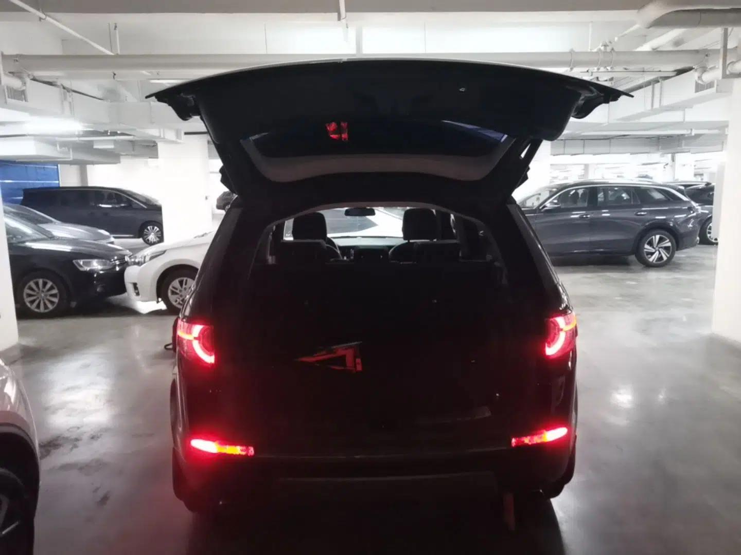 Land Rover Discovery Sport 2019 240 PS SE Version China VI Standard — миниатюра 22