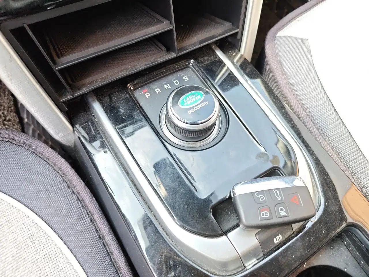 Land Rover Discovery Sport 2018 240 PS SE Version — миниатюра 14