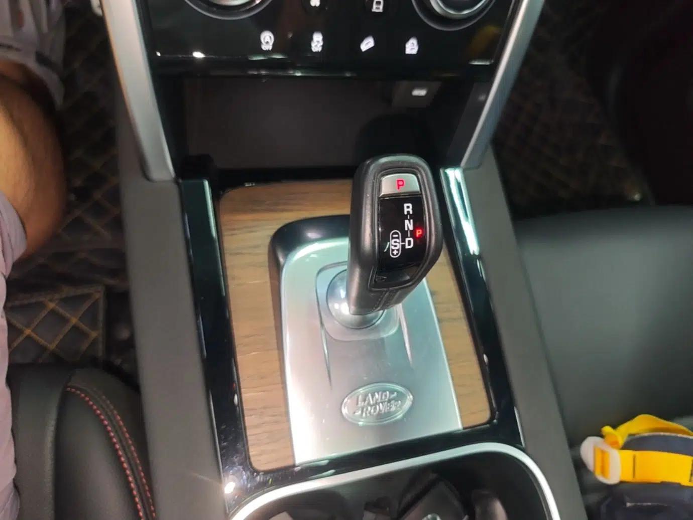 Land Rover Discovery Sport 2021 249 PS R-Dynamic SE Performance Tech Edition 5 Seats — миниатюра 21