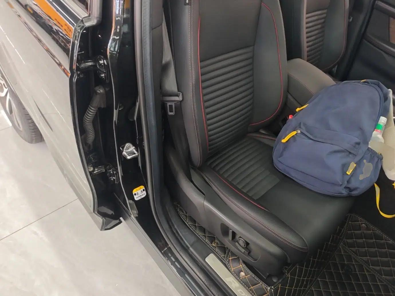 Land Rover Discovery Sport 2021 249 PS R-Dynamic SE Performance Tech Edition 5 Seats — миниатюра 24