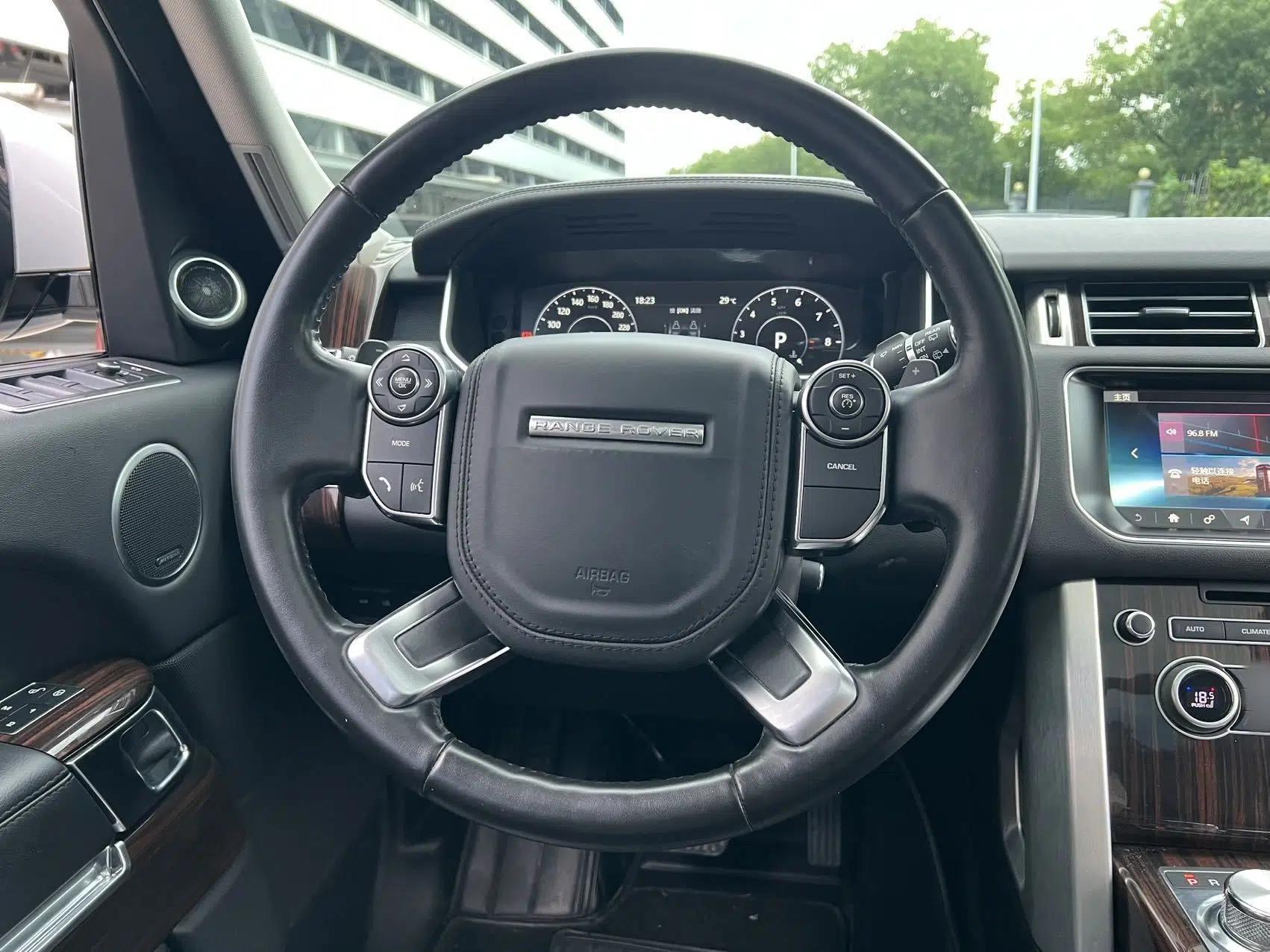 Land Rover Range Vogue Range Rover Autobiography (parallel import) — миниатюра 9