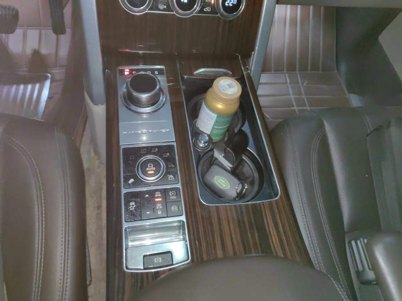 Land Rover Range Vogue 2013 3.0T Gasoline Parallel Import 5-Seater — миниатюра 14