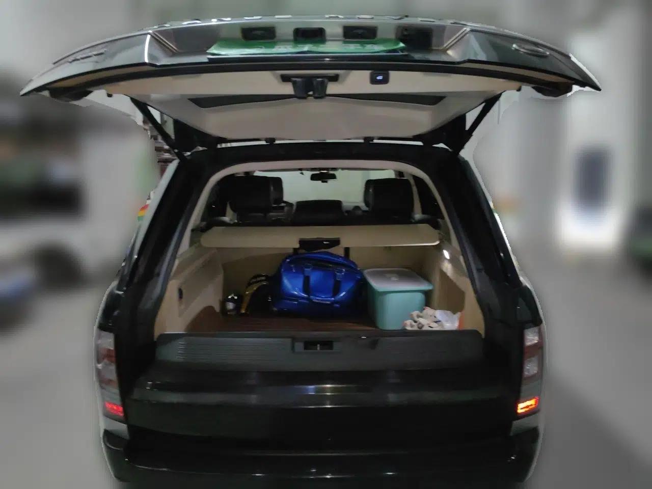 Land Rover Range Vogue 2013 3.0T Gasoline Parallel Import 5-Seater — миниатюра 19