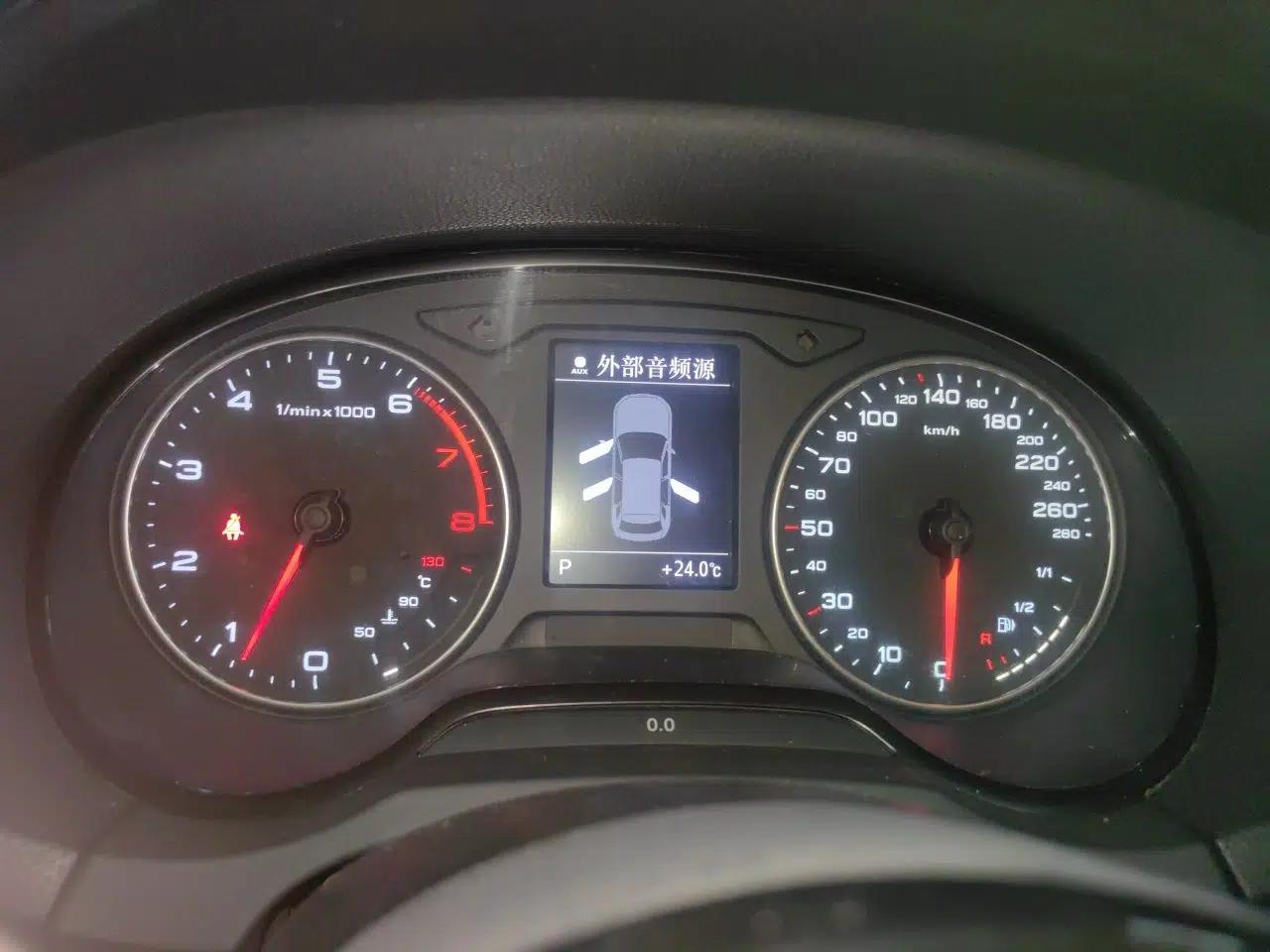 Audi A3 2014 Sportback 35 TFSI Automatic Style Edition — миниатюра 11