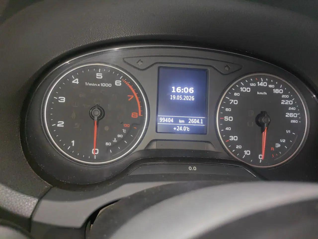 Audi A3 2014 Sportback 35 TFSI Automatic Style Edition — миниатюра 12