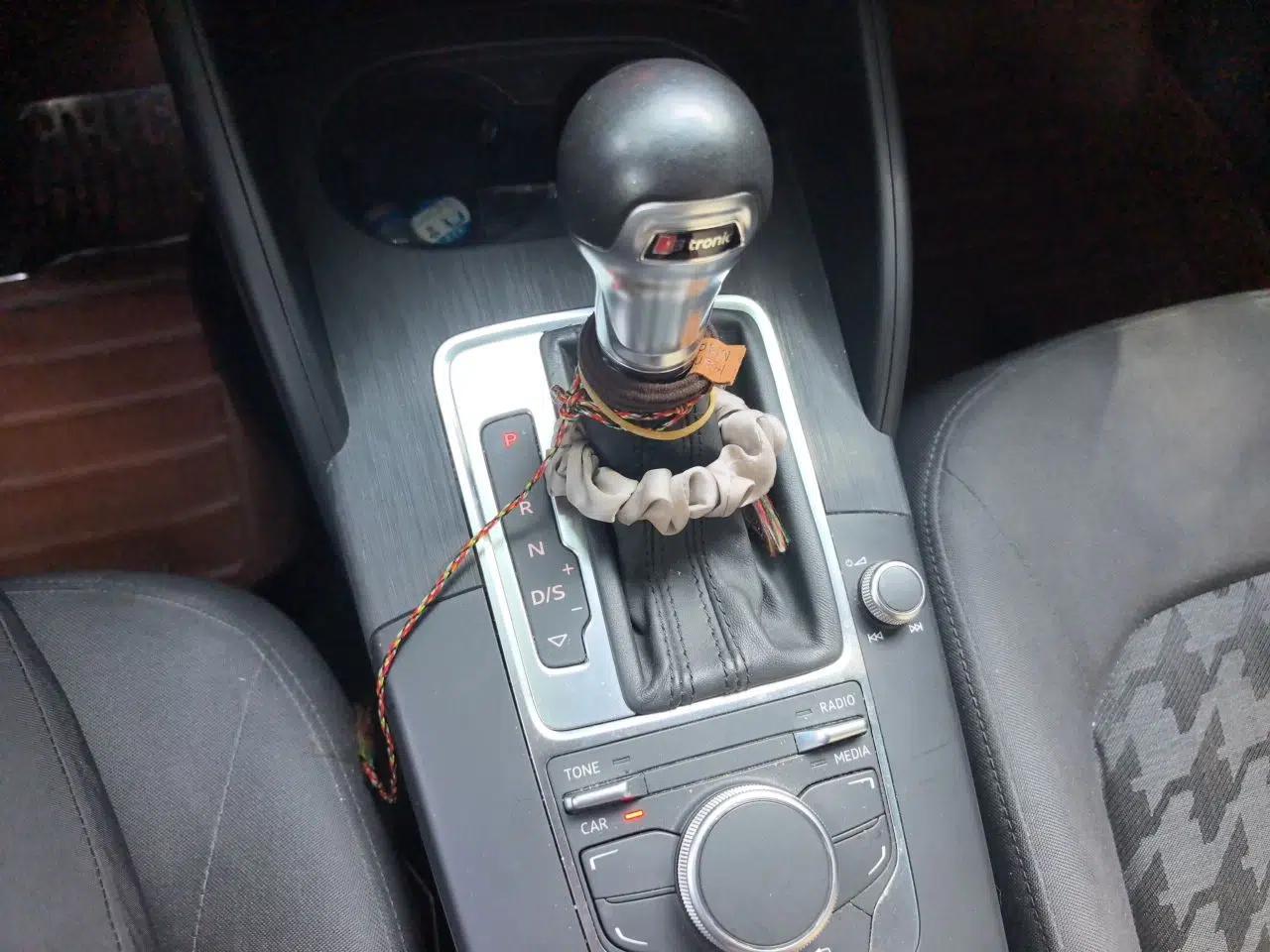 Audi A3 2014 Limousine 35 TFSI Automatic Fashion Model — миниатюра 14