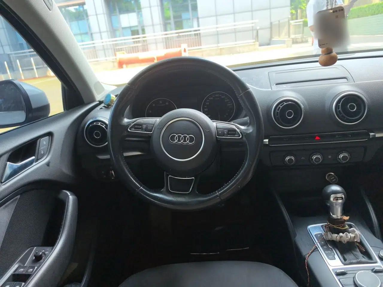 Audi A3 2014 Limousine 35 TFSI Automatic Fashion Model — миниатюра 10