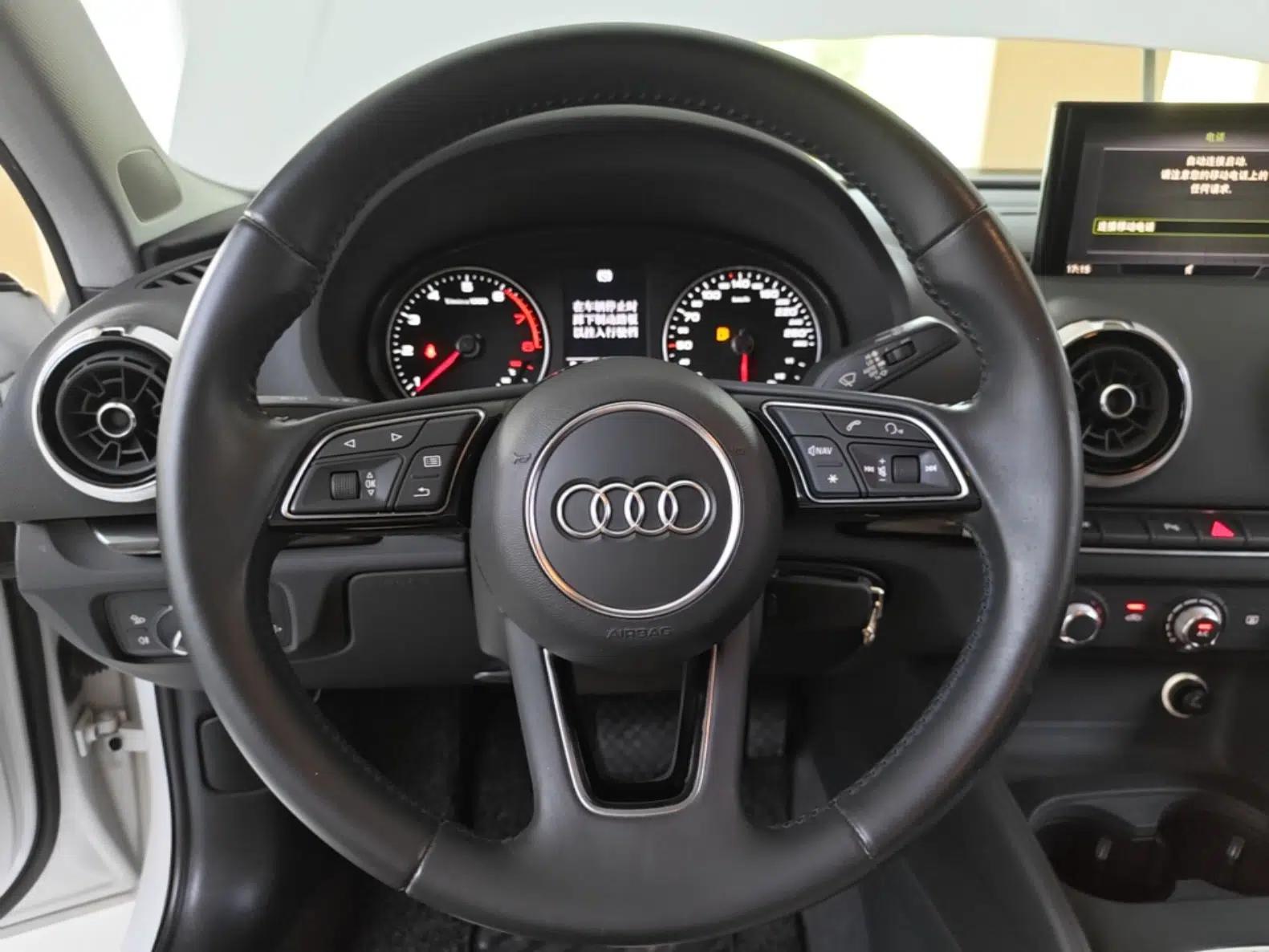 Audi A3 2019 Sportback 35 TFSI Fashion Edition China VI Emission Standard — миниатюра 13