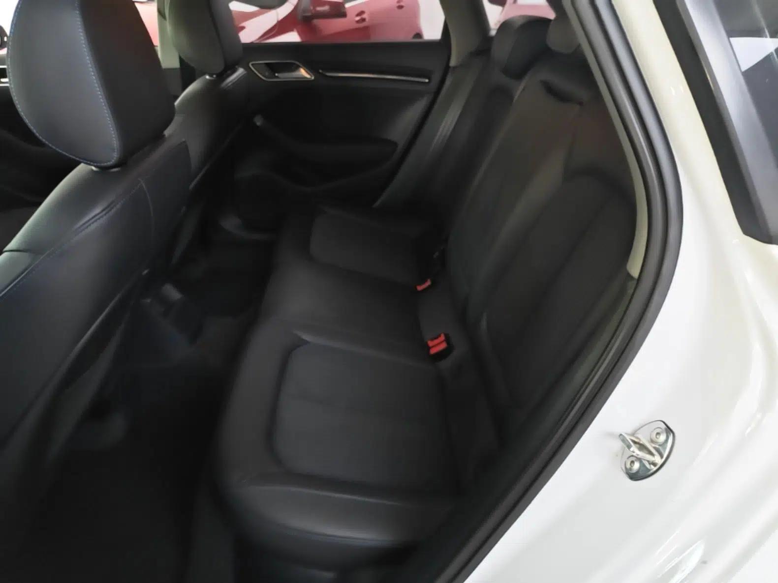 Audi A3 2019 Sportback 35 TFSI Fashion Edition China VI Emission Standard — миниатюра 20