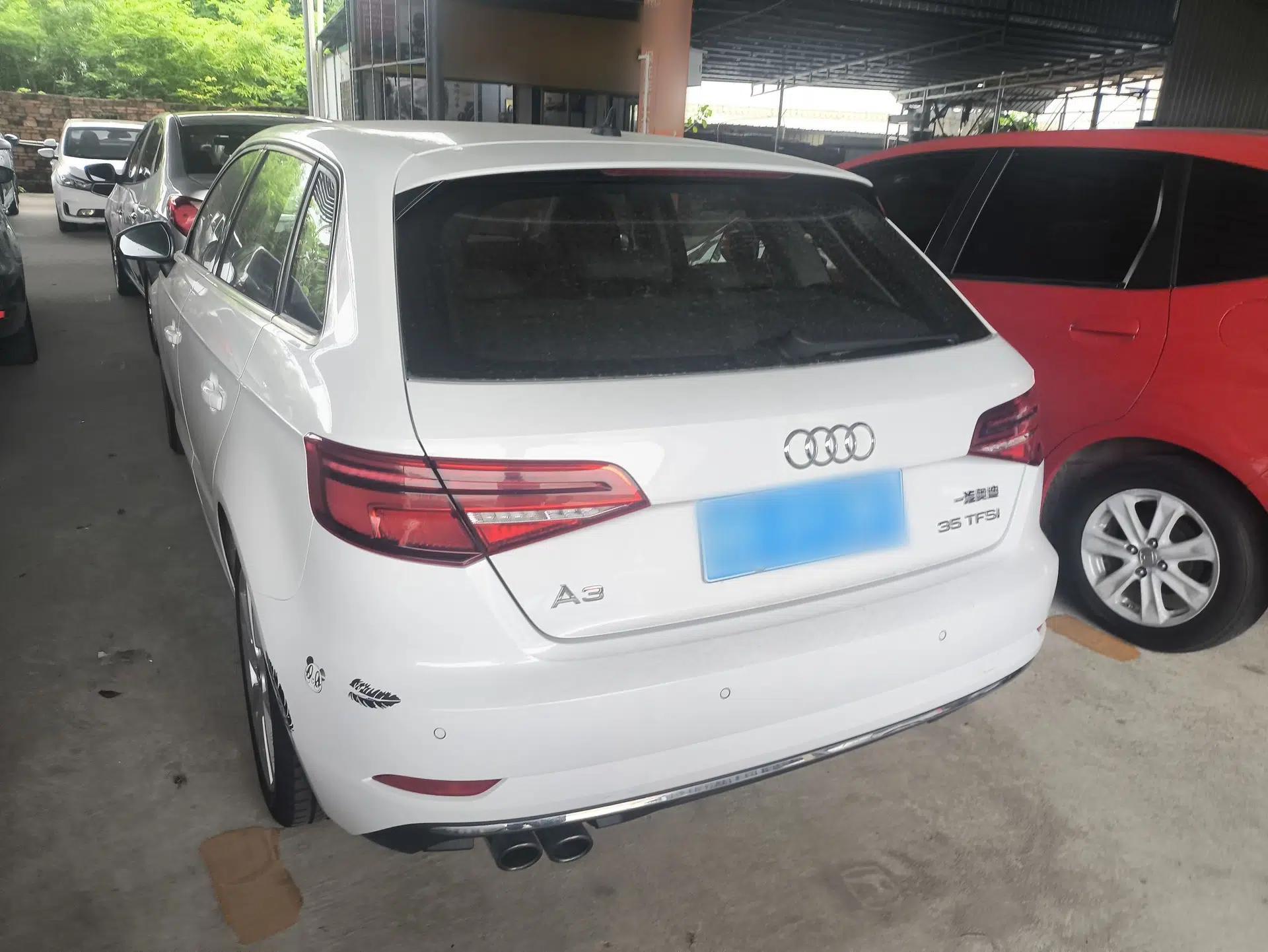 Audi A3 2019 Sportback 35 TFSI Ambition China V — миниатюра 3