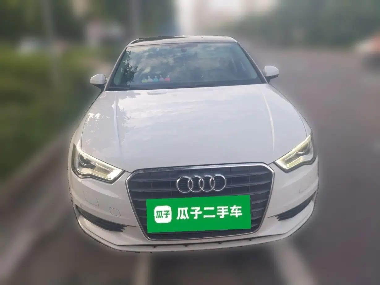Audi A3 2015 Limousine 35 TFSI Millionth Anniversary Comfort Model — миниатюра 2