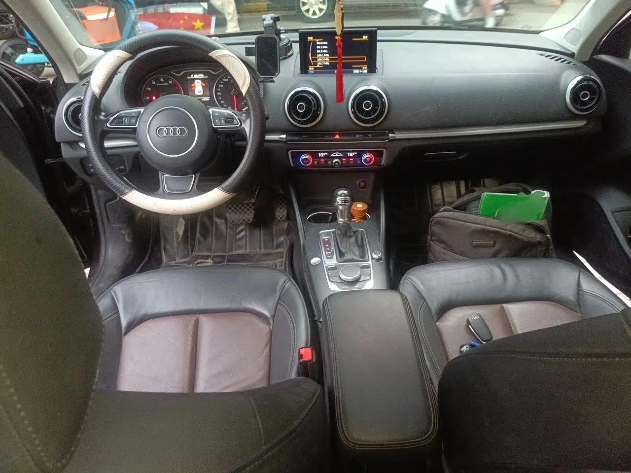 Audi A3 2015 Sportback 40 TFSI Automatic Comfort Model — миниатюра 9