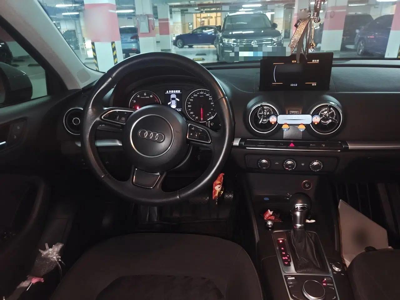 Audi A3 2015 Sportback 35 TFSI Millionth Anniversary Intelligent Leading Model — миниатюра 10