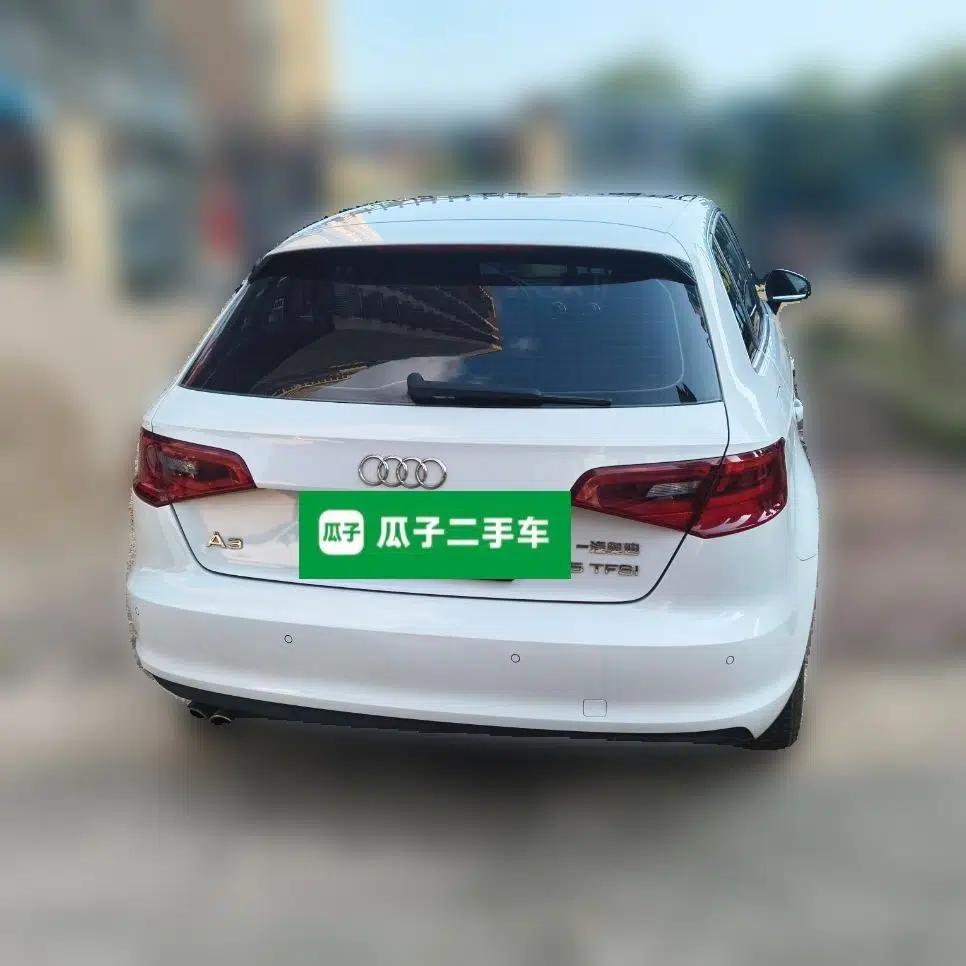 Audi A3 2015 Sportback 35 TFSI Millionth Anniversary Intelligent Leading Model — миниатюра 5