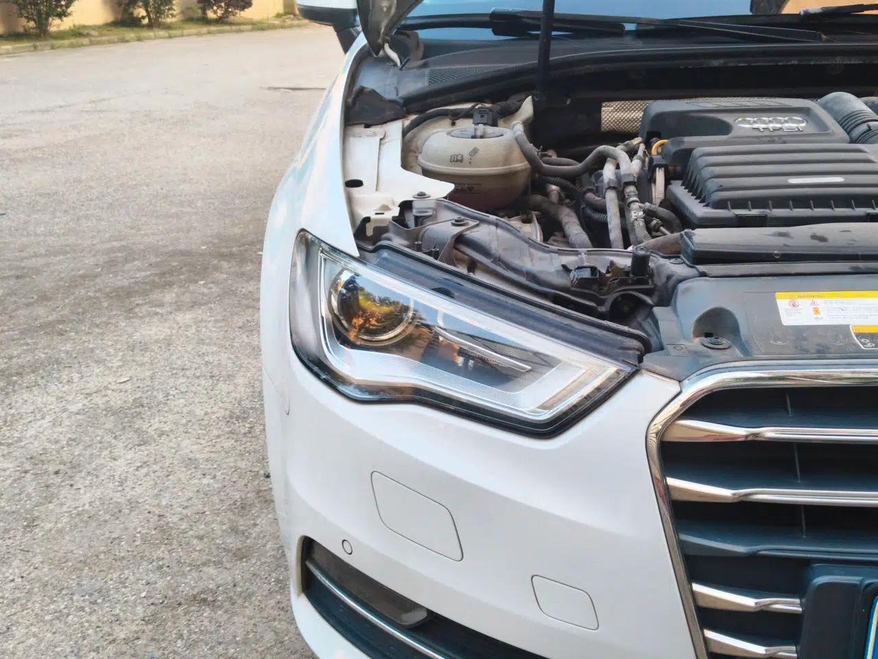 Audi A3 2015 Sportback 35 TFSI Millionth Anniversary Intelligent Leading Model — миниатюра 7