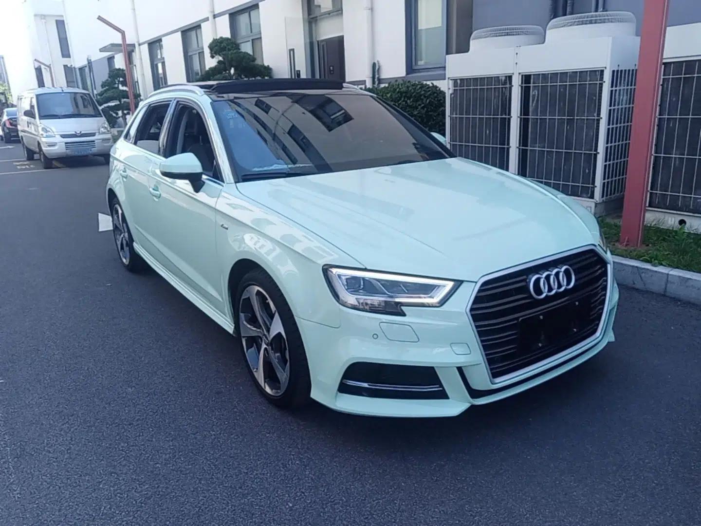 Audi A3 2018 30th Anniversary Edition Sportback 35 TFSI Sport Model — миниатюра 3