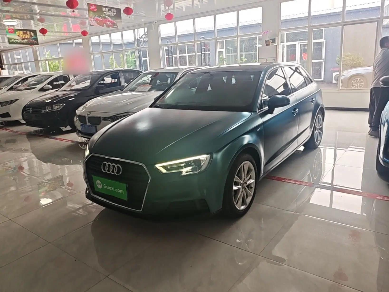 Audi A3 2018 30th Anniversary Edition Sportback 35 TFSI Ambition Model — миниатюра 1