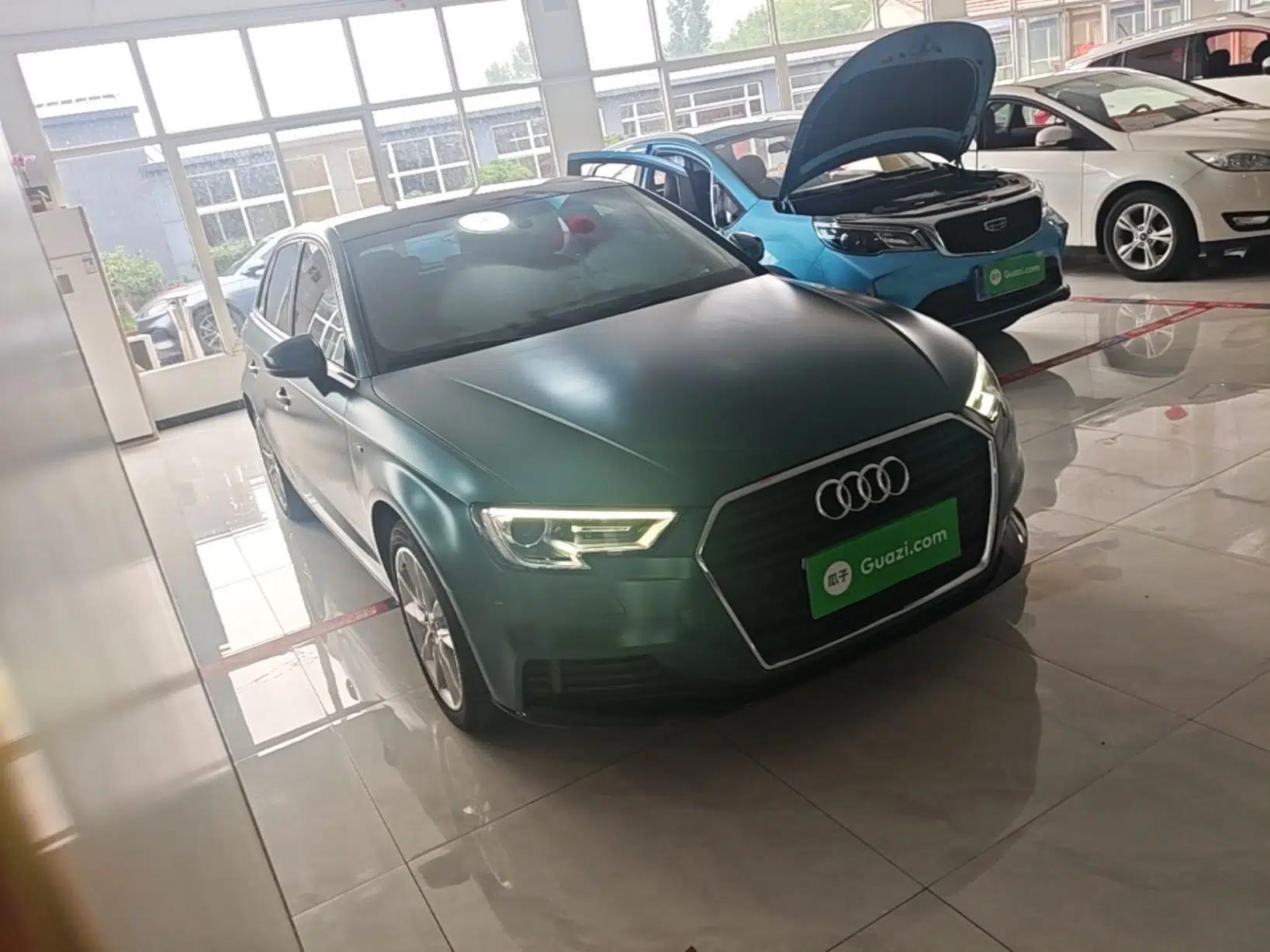 Audi A3 2018 30th Anniversary Edition Sportback 35 TFSI Ambition Model — миниатюра 3
