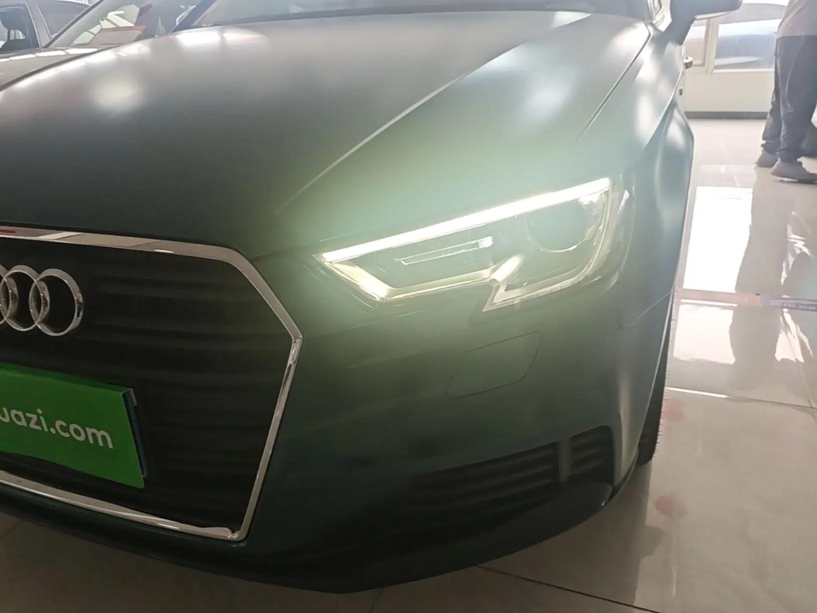 Audi A3 2018 30th Anniversary Edition Sportback 35 TFSI Ambition Model — миниатюра 8