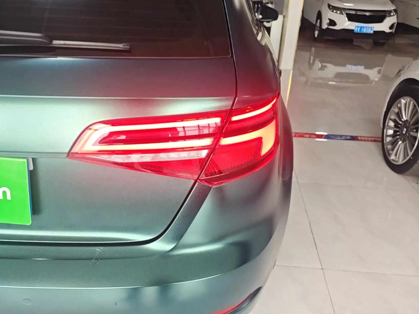 Audi A3 2018 30th Anniversary Edition Sportback 35 TFSI Ambition Model — миниатюра 9