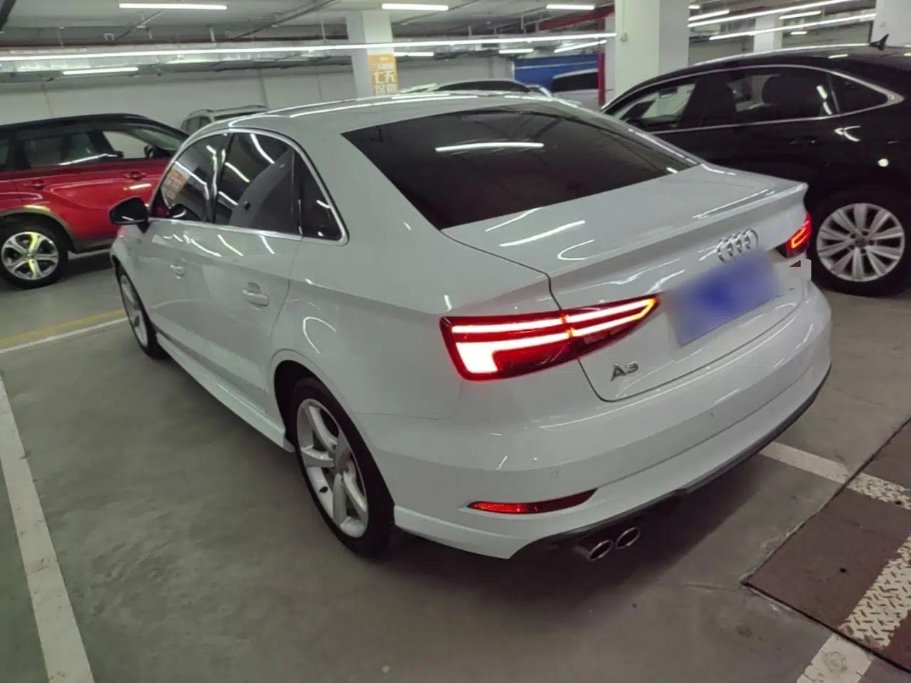 Audi A3 2017 Limousine 35 TFSI Fashion Model — миниатюра 4