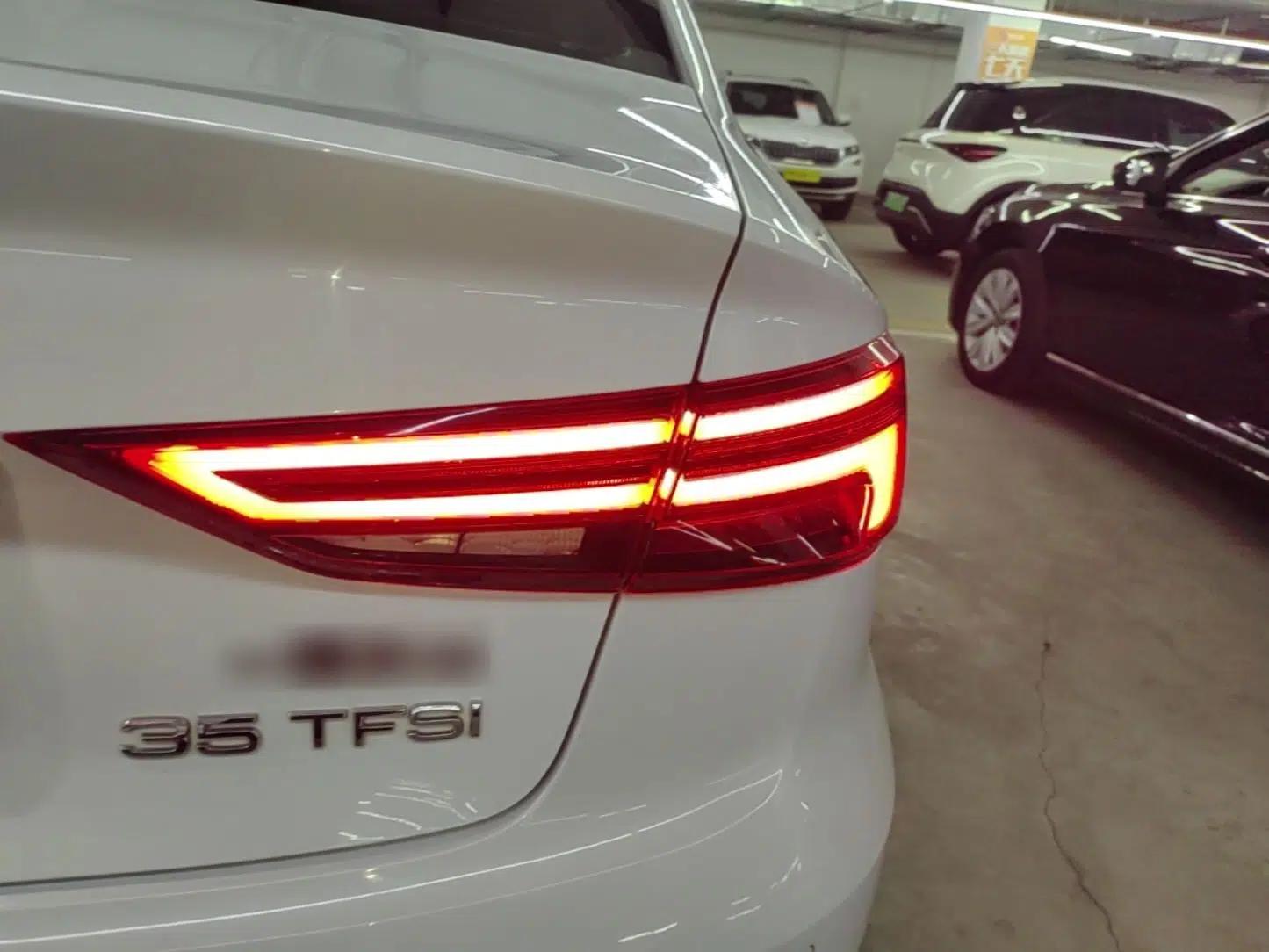 Audi A3 2017 Limousine 35 TFSI Fashion Model — миниатюра 9