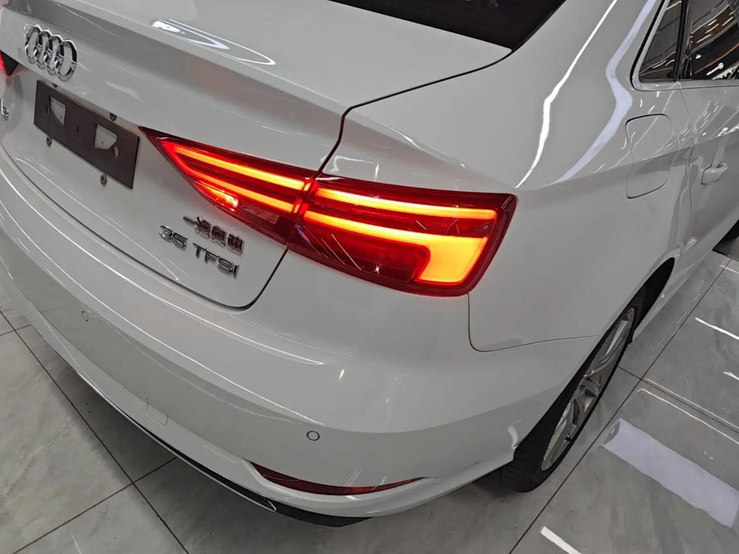 Audi A3 2019 Limousine 35 TFSI Ambition China V — миниатюра 9