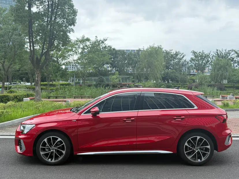 Audi A3 2021 Sportback 35 TFSI Advanced Sport Edition — миниатюра 19