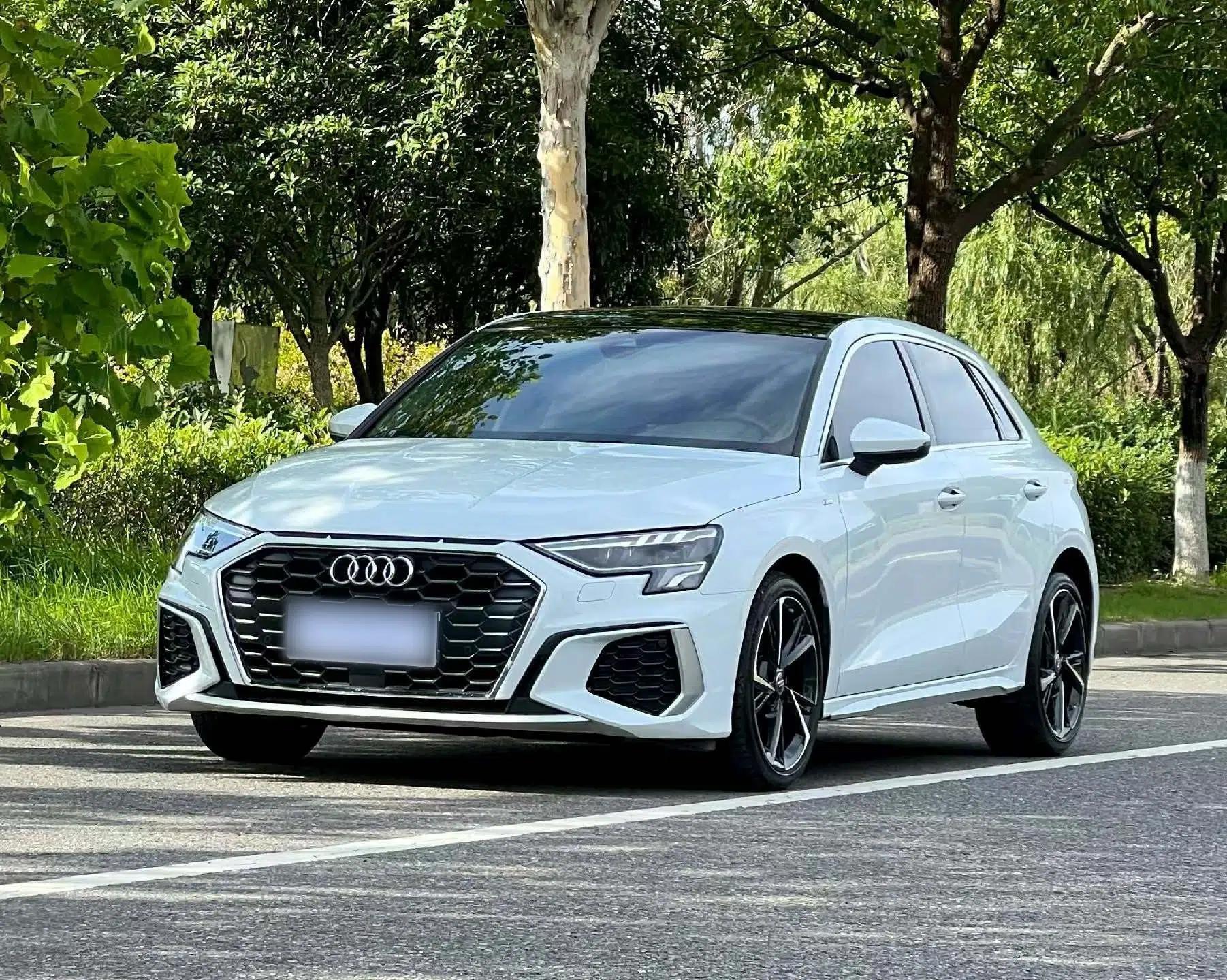 Audi A3 2021 Sportback 35 TFSI Fashionable Sports Model — миниатюра 14