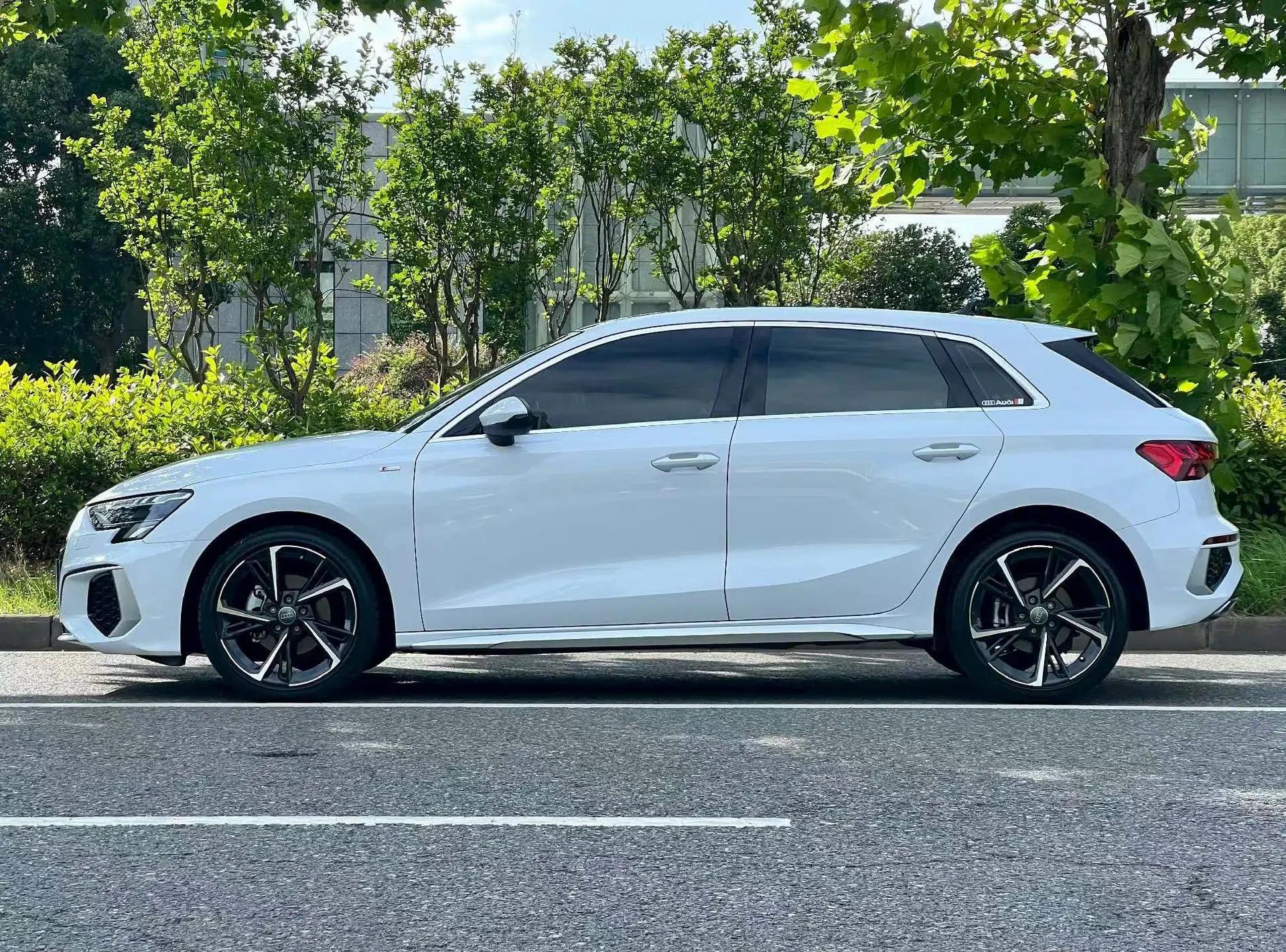 Audi A3 2021 Sportback 35 TFSI Fashionable Sports Model — миниатюра 16