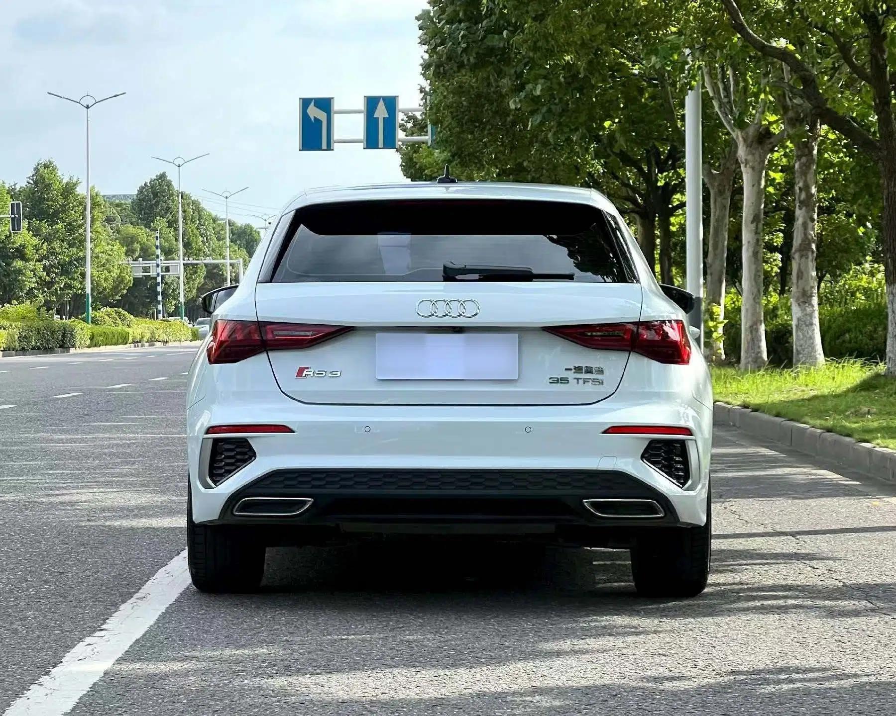 Audi A3 2021 Sportback 35 TFSI Fashionable Sports Model — миниатюра 17