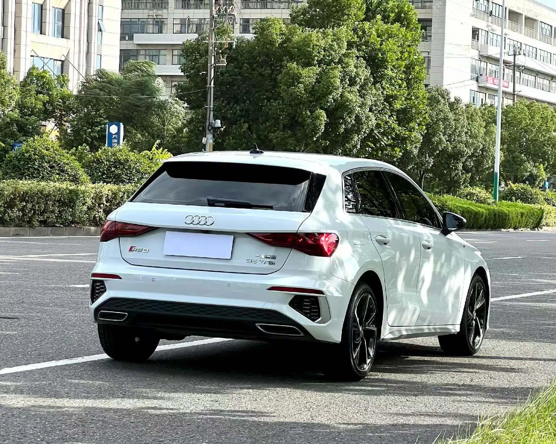Audi A3 2021 Sportback 35 TFSI Fashionable Sports Model — миниатюра 18
