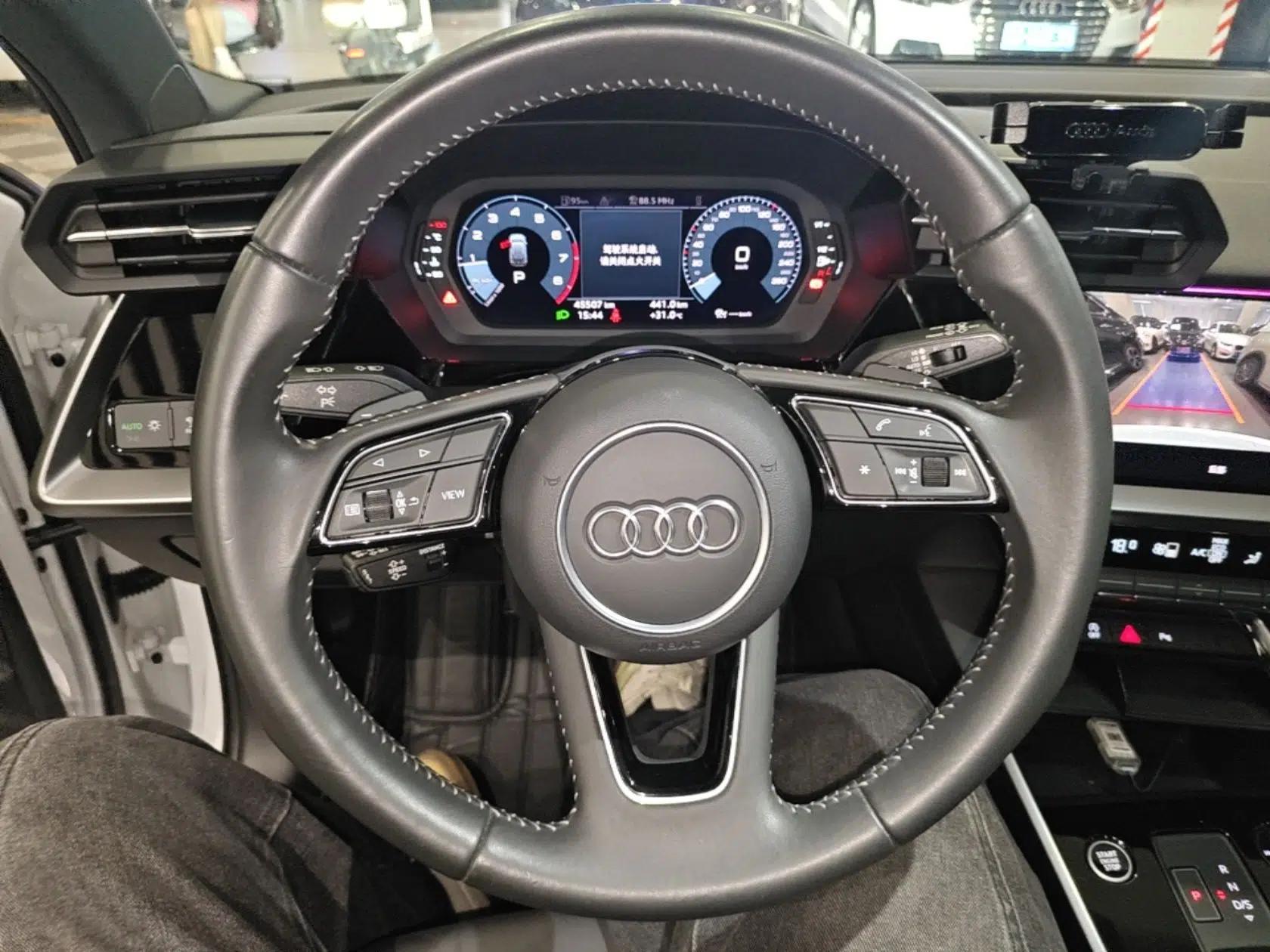 Audi A3 2021 Sportback 35 TFSI Fashionable Sports Model — миниатюра 20
