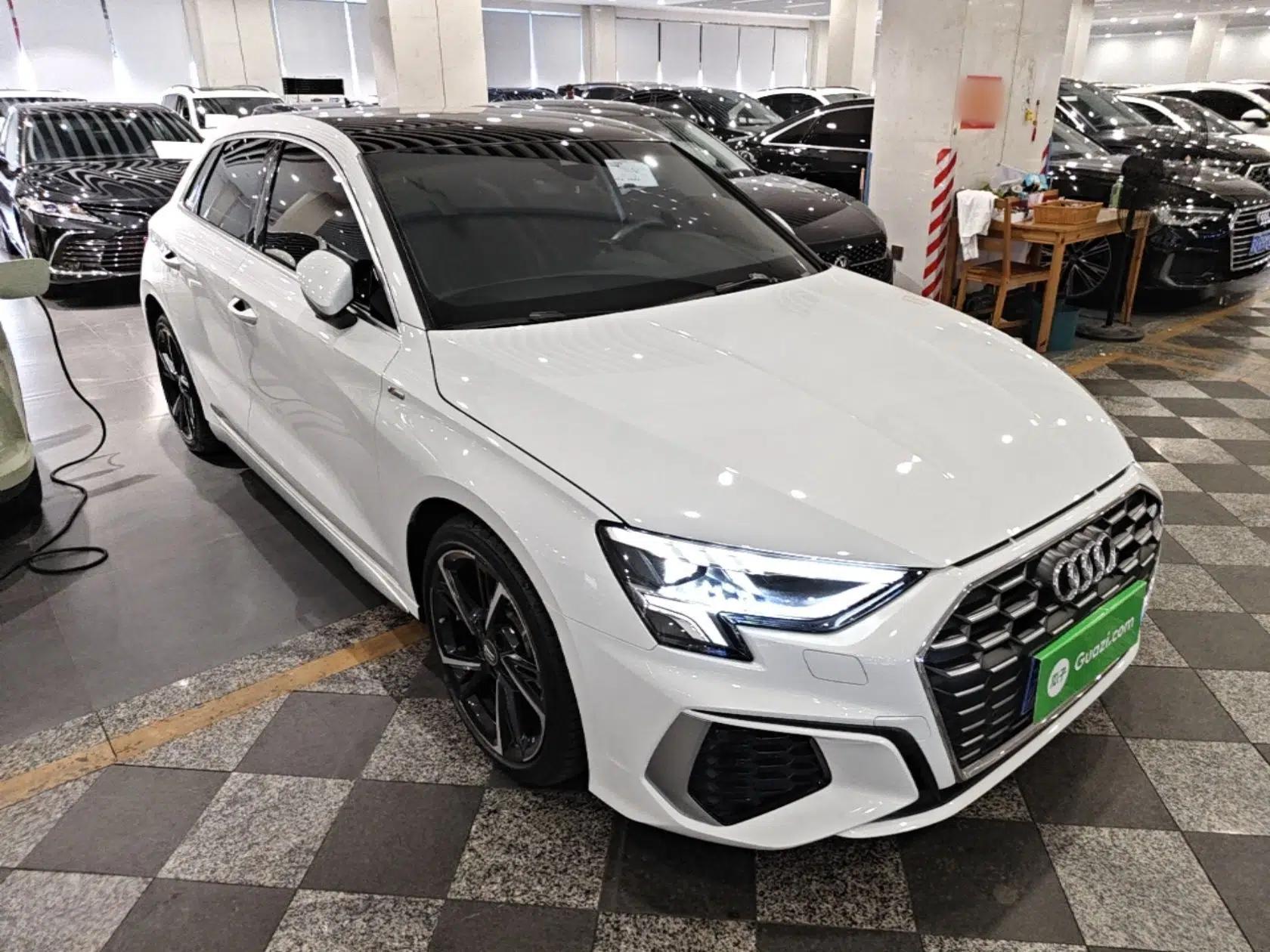 Audi A3 2021 Sportback 35 TFSI Fashionable Sports Model — миниатюра 3