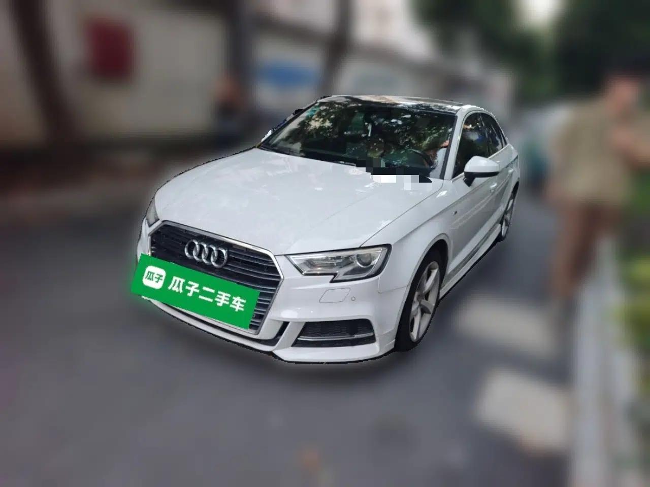 Audi A3 2017 Limousine 35 TFSI Fashion Model — миниатюра 1