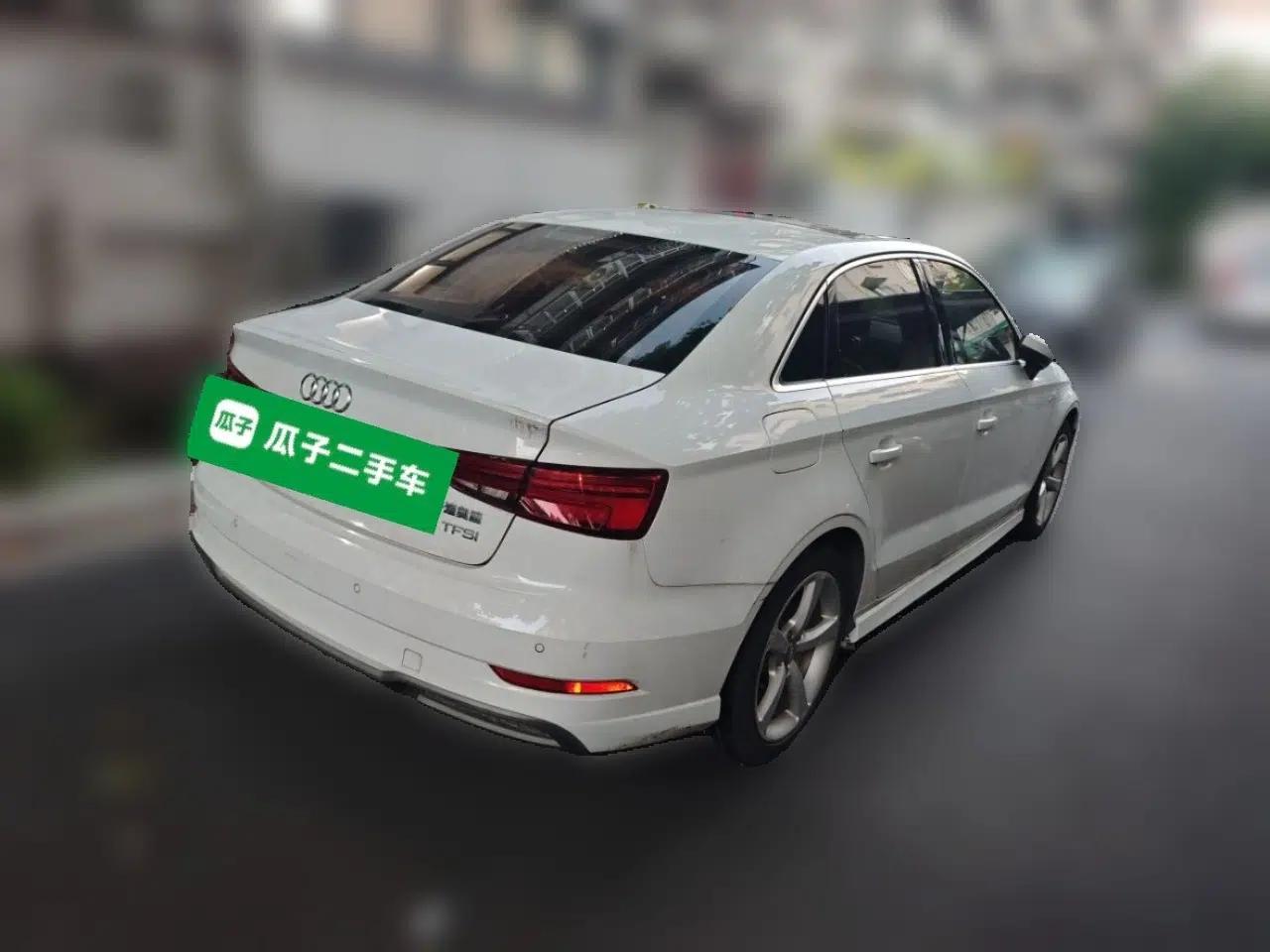Audi A3 2017 Limousine 35 TFSI Fashion Model — миниатюра 6