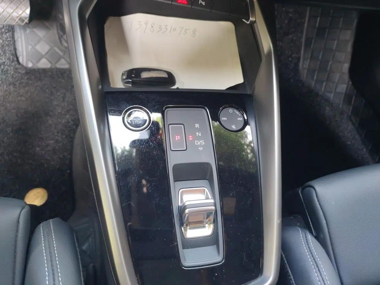 Audi A3 2022 A3L Limousine 35 TFSI Fashion Sport Model — миниатюра 14