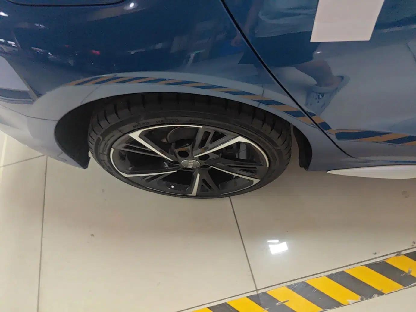 Audi A3 2021 Sportback 35 TFSI Fashionable Sports Model — миниатюра 11