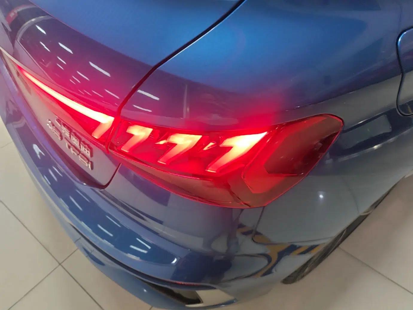 Audi A3 2021 Sportback 35 TFSI Fashionable Sports Model — миниатюра 9