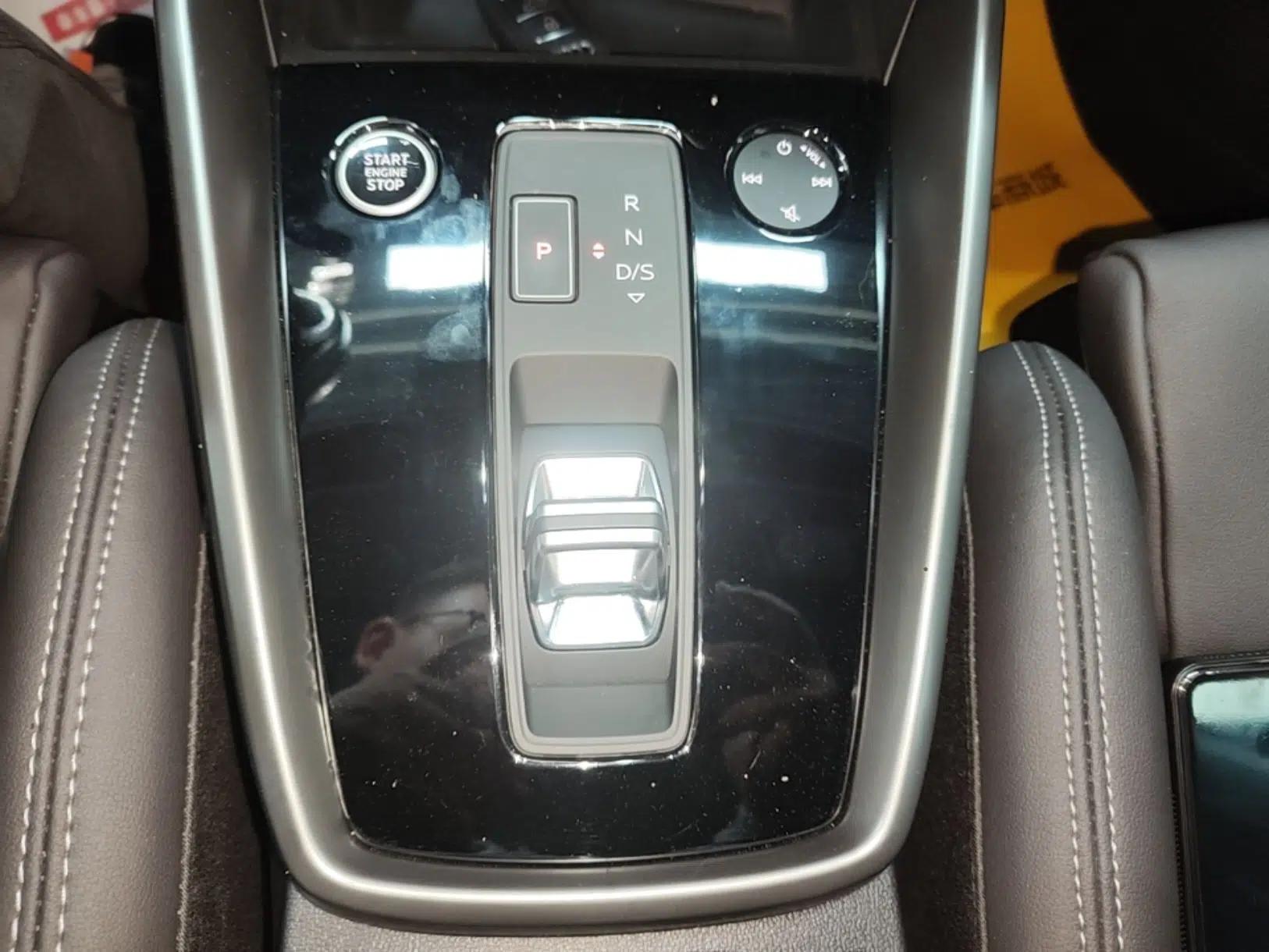 Audi A3 2022 Sportback 35 TFSI Fashionable Sports Model — миниатюра 24