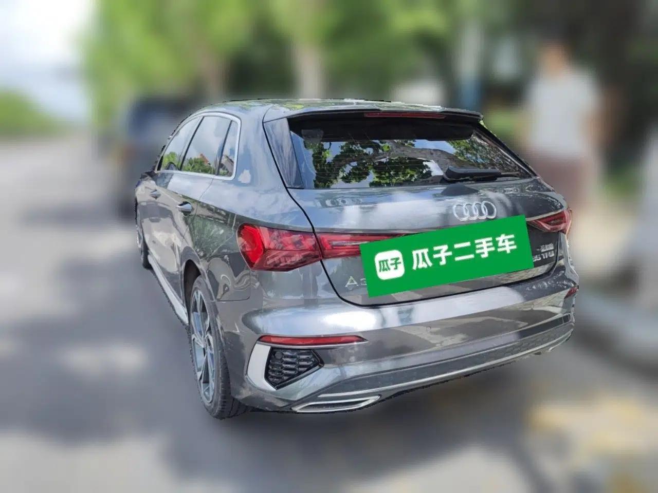 Audi A3 2023 Updated Sportback 35 TFSI Stylish Sports Type — миниатюра 4