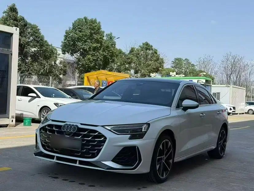 Audi A3 2025 A3L Limousine 35TFSI Prestige Edition — миниатюра 7