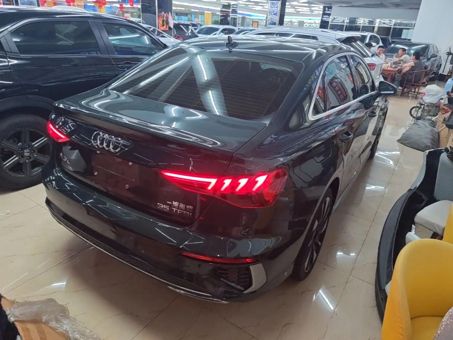 Audi A3 2024 A3L Limousine 35 TFSI Fashion Sport Model — миниатюра 6
