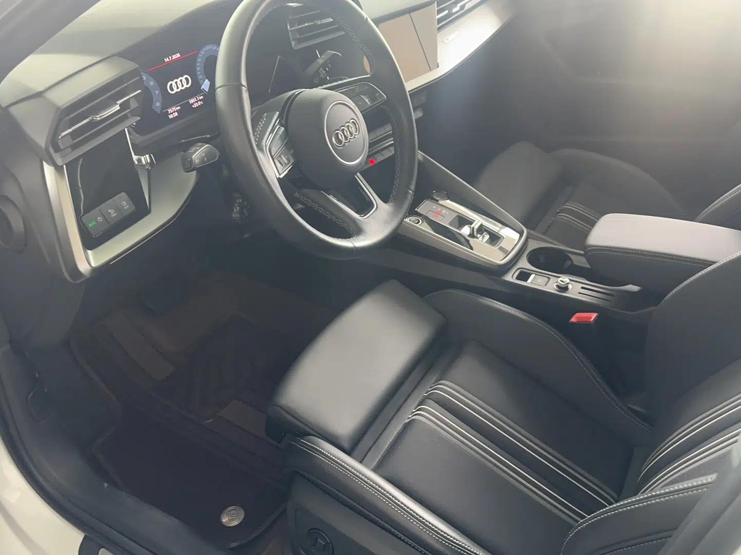 Audi A3 2024 A3L Limousine 35 TFSI Fashion Sport Model — миниатюра 12