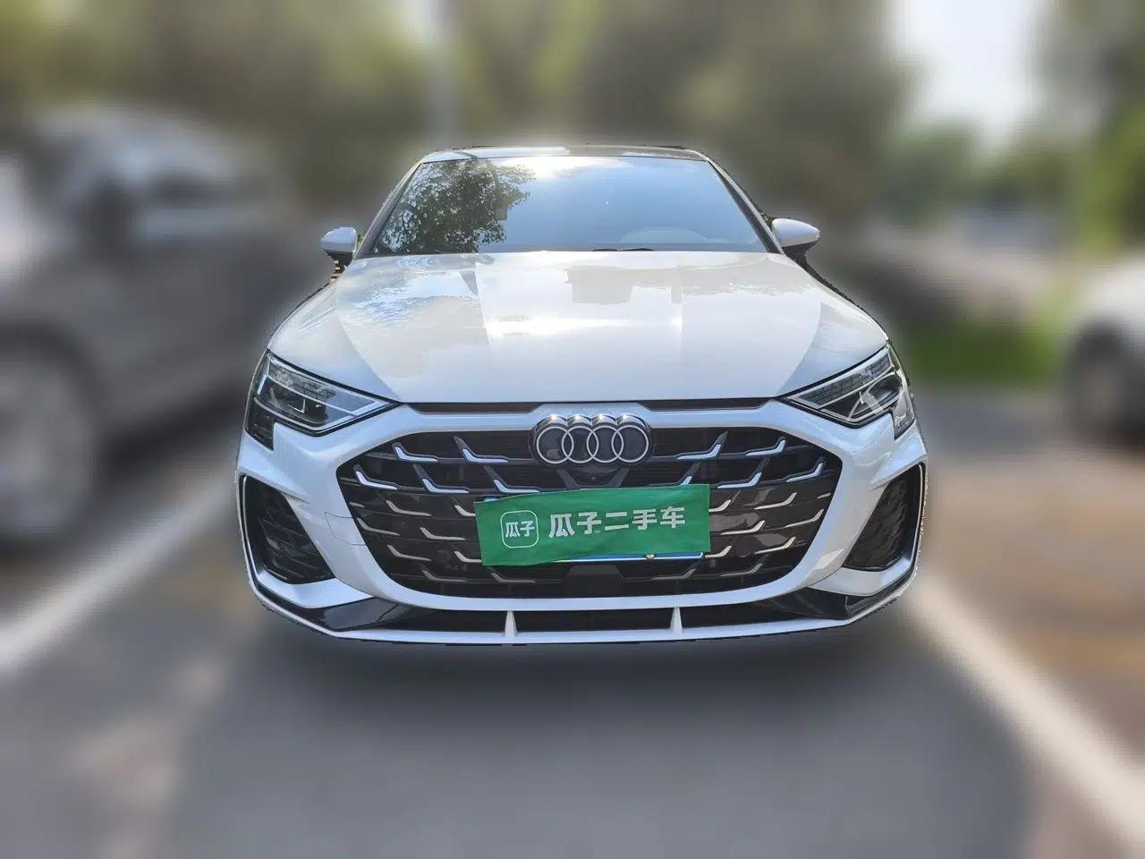Audi A3 2025 Sportback 35TFSI Prestige Edition — миниатюра 2