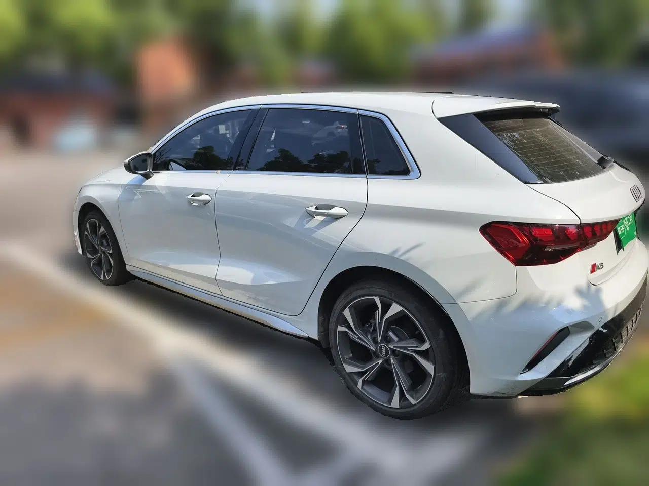 Audi A3 2025 Sportback 35TFSI Prestige Edition — миниатюра 4