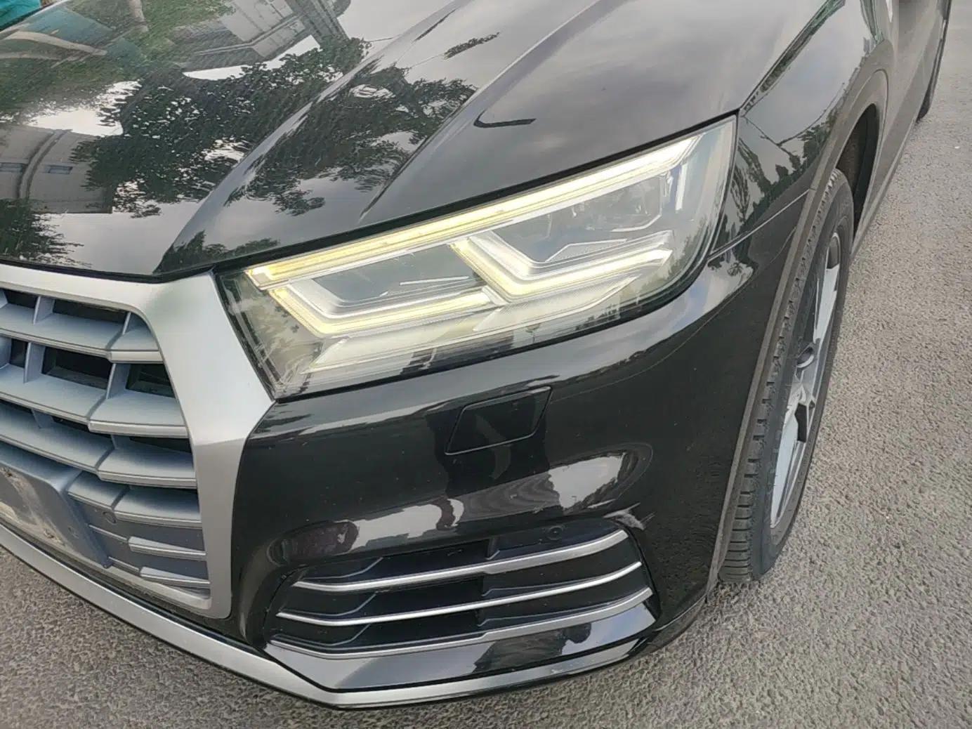 Audi Q5L 2020 Updated 40 TFSI Prestige Fashion Edition — миниатюра 8
