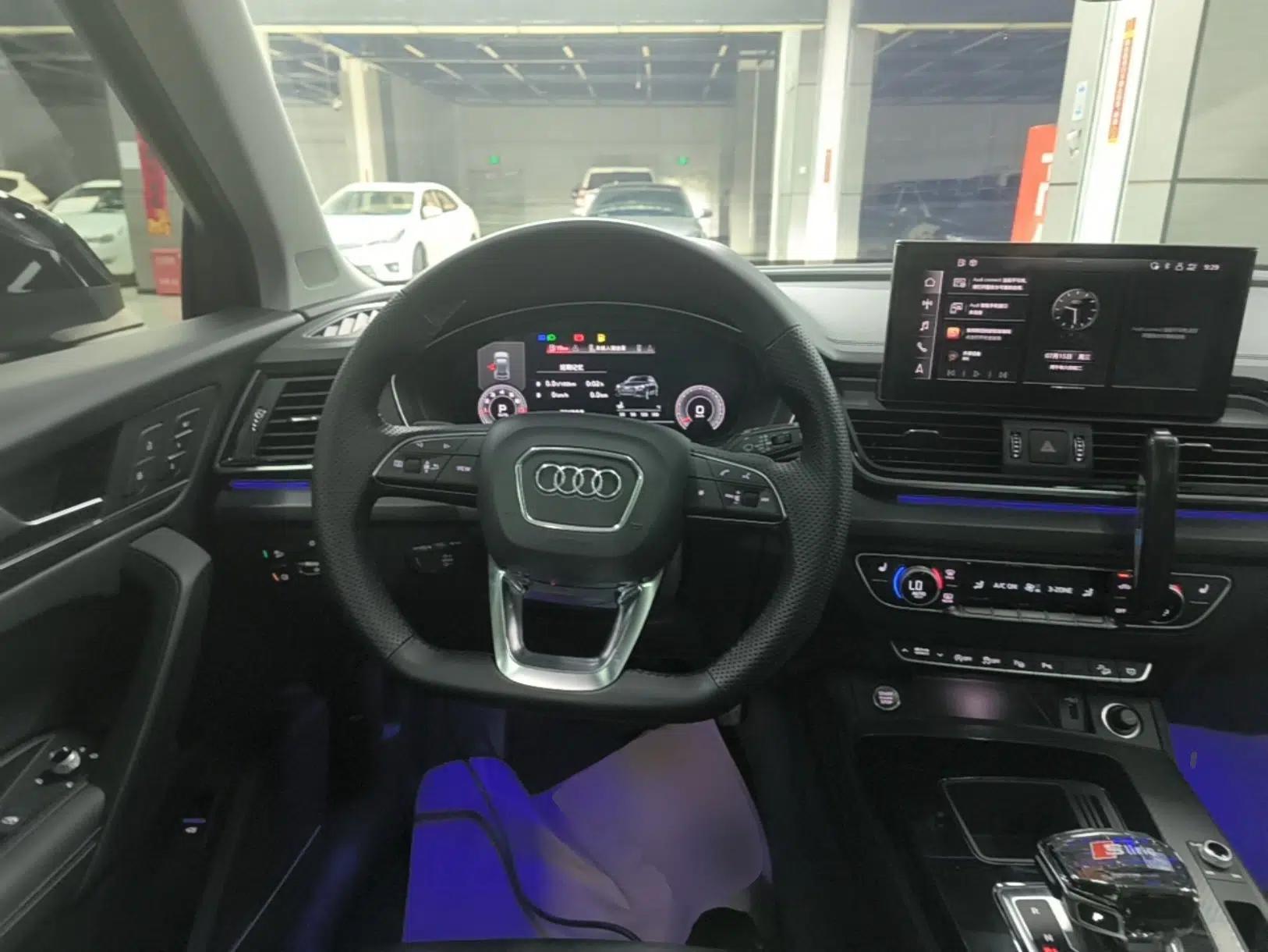 Audi Q5L 2022 Updated 45T Luxury Dynamic Version — миниатюра 13
