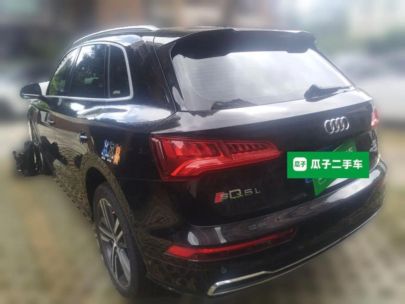 Audi Q5L 2020 Updated 40 TFSI Prestige Fashion Edition — миниатюра 4
