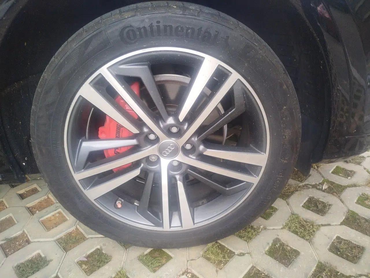 Audi Q5L 2020 Updated 40 TFSI Prestige Fashion Edition — миниатюра 8